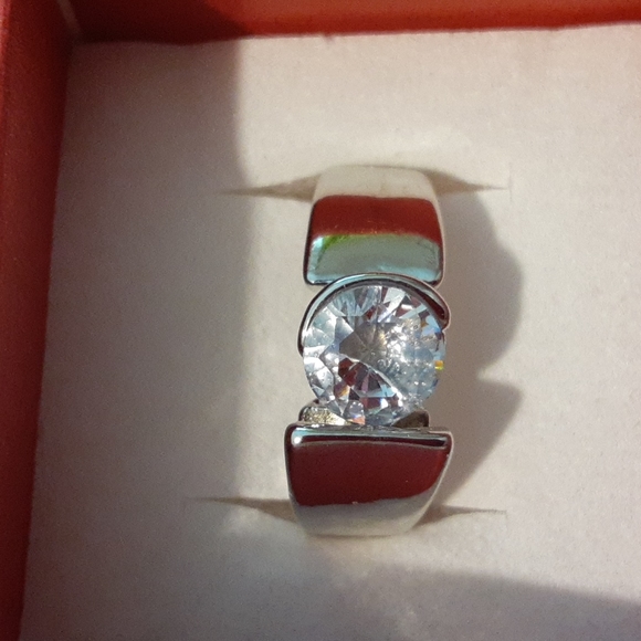 Solitaire ring - Picture 6 of 6